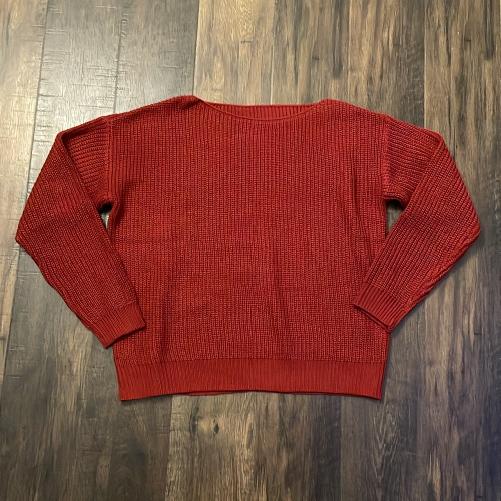 Sweater - Picture 1 of 4